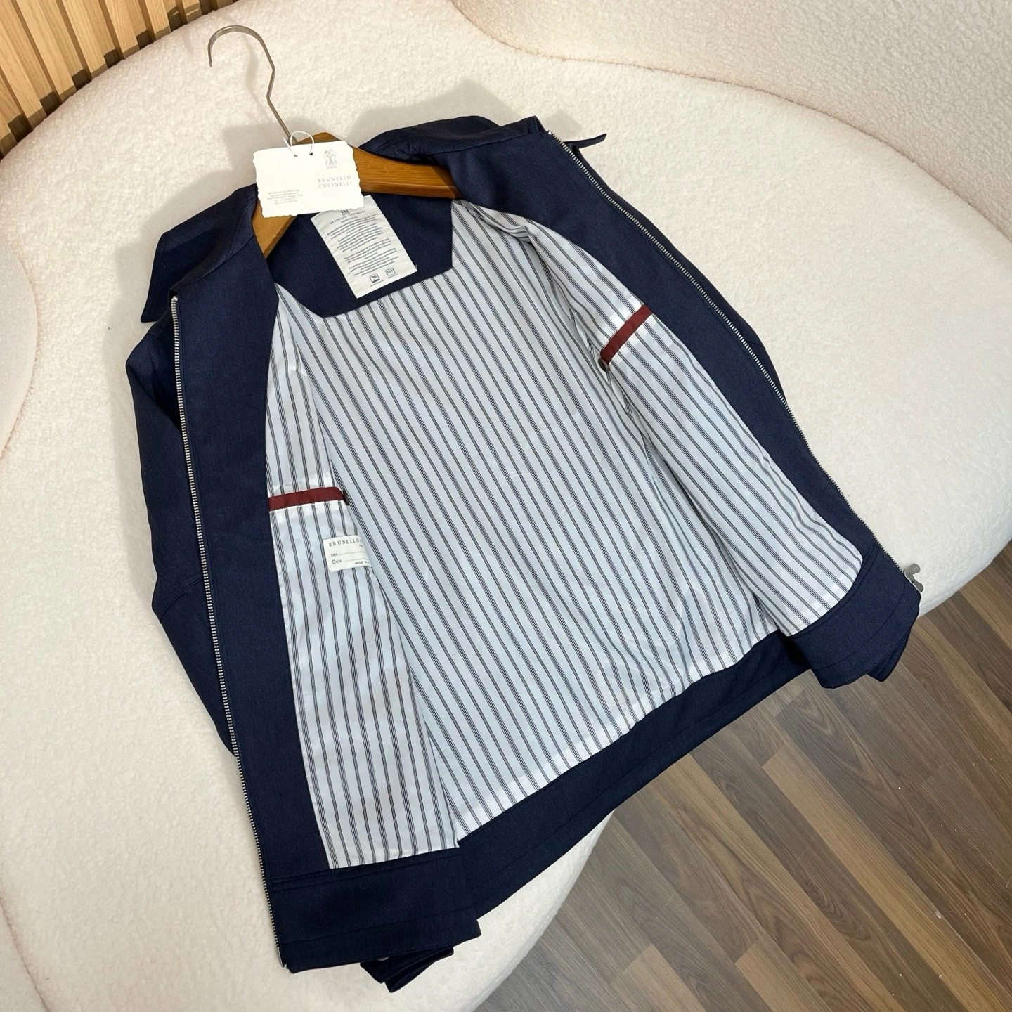 wg.luxury -- 2ru9588o 3colour item: E-F443J1234-3H